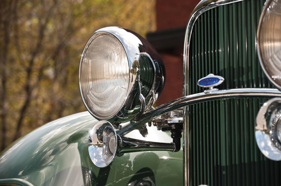 Детали экстерьера Lincoln Model KB Coupe by Judkins (244-B) 1932 года  (фото 45 из 52)